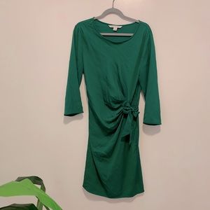 DVF 100% silk wrap dress w/ side zip and tie. Bias-cut ruching. Gorgeous on.